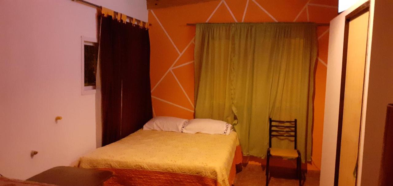 Hostel El Viajante 洛斯安蒂果斯 外观 照片