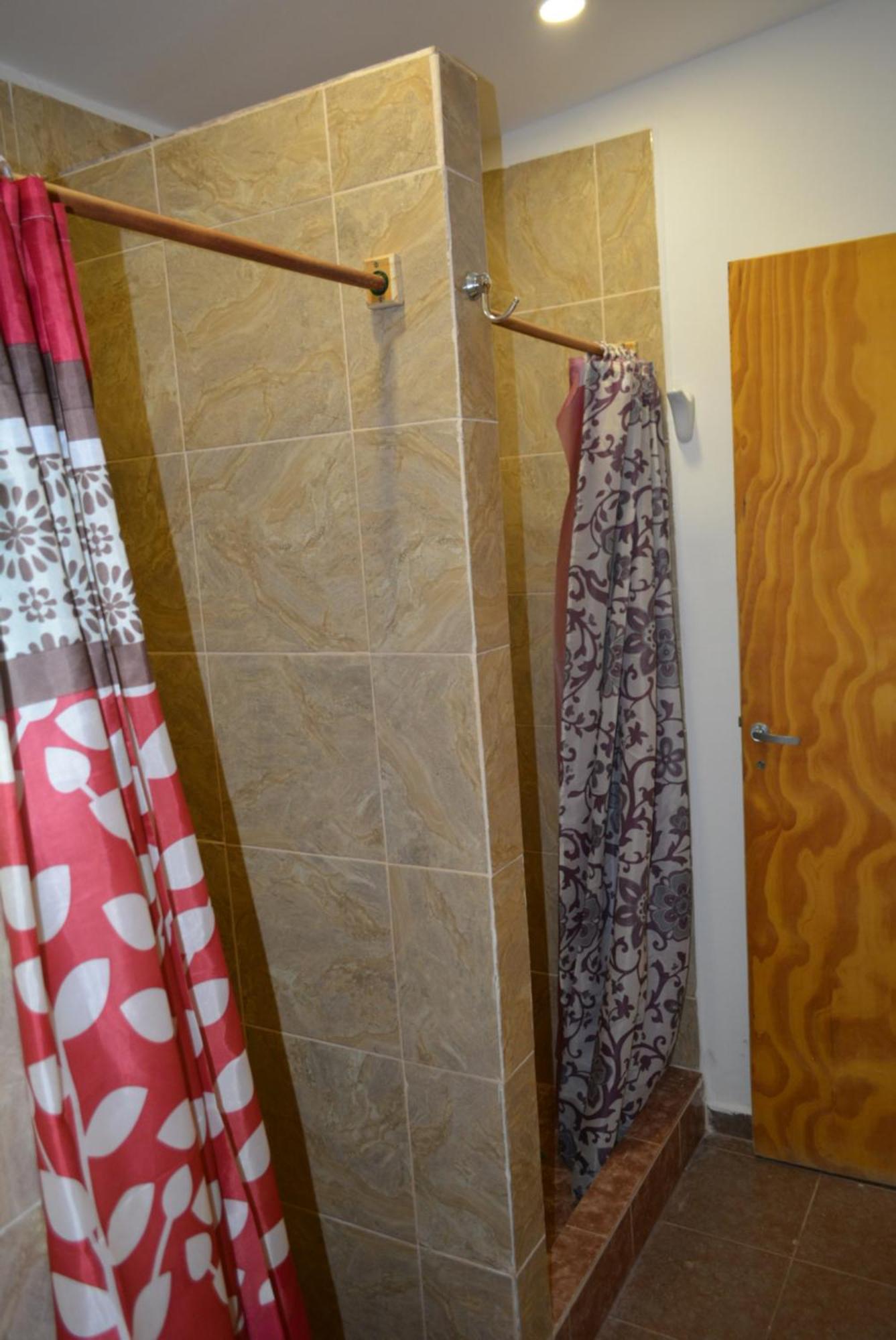 Hostel El Viajante 洛斯安蒂果斯 外观 照片