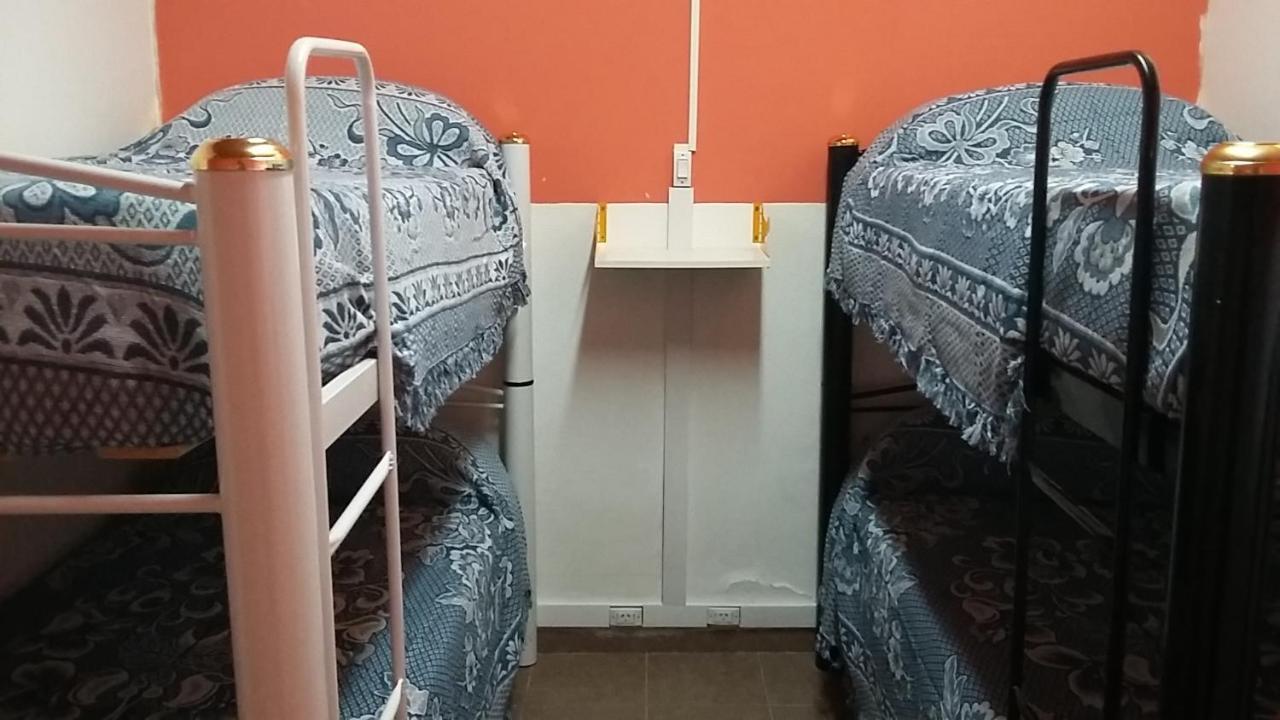 Hostel El Viajante 洛斯安蒂果斯 外观 照片